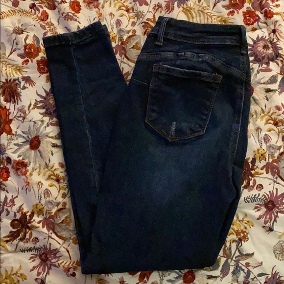 Flattering jeans!! - Picture 2 of 2